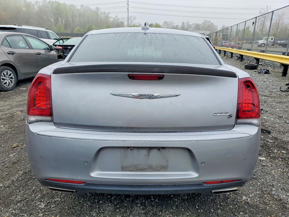Aukcja sprzedaży 2016 Chrysler 300, vin: 2C3CCABG9GH216573, numer aukcji: 47972556