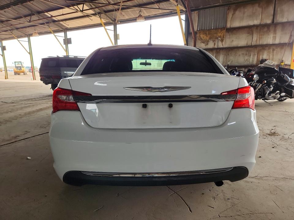49657466 :رقم المزاد ، 1C3CCBAB5CN172505 vin ، 2012 Chrysler 200 مزاد بيع