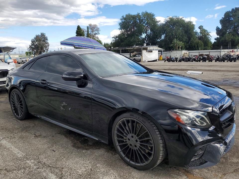 Продажа на аукционе авто 2018 Mercedes-benz E, vin: WDD1J6FB4JF030829, номер лота: 49668966