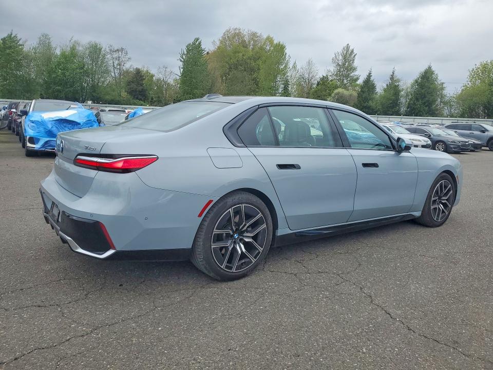 49870866 :رقم المزاد ، WBA33EH06TCW36220 vin ، 2026 Bmw 740 مزاد بيع
