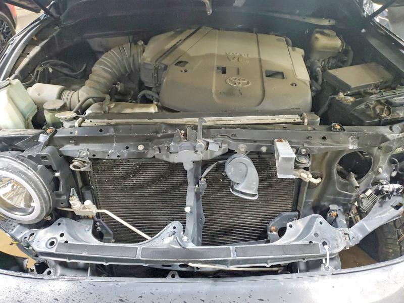48325796 :رقم المزاد ، JTEBU11F38K049663 vin ، 2008 Toyota Fj Cruiser مزاد بيع