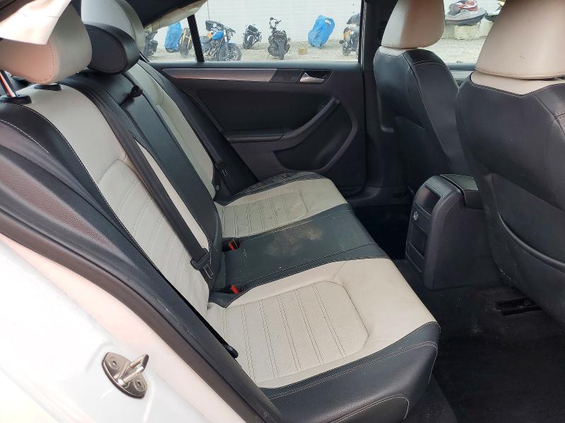 48633186 :رقم المزاد ، 3VWD17AJ8GM237659 vin ، 2016 Volkswagen Jetta مزاد بيع