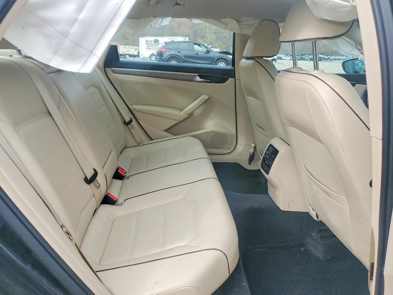 2018 Volkswagen Passat მანქანა იყიდება აუქციონზე, vin: 1VWBA7A35JC004758, აუქციონის ნომერი: 49592336