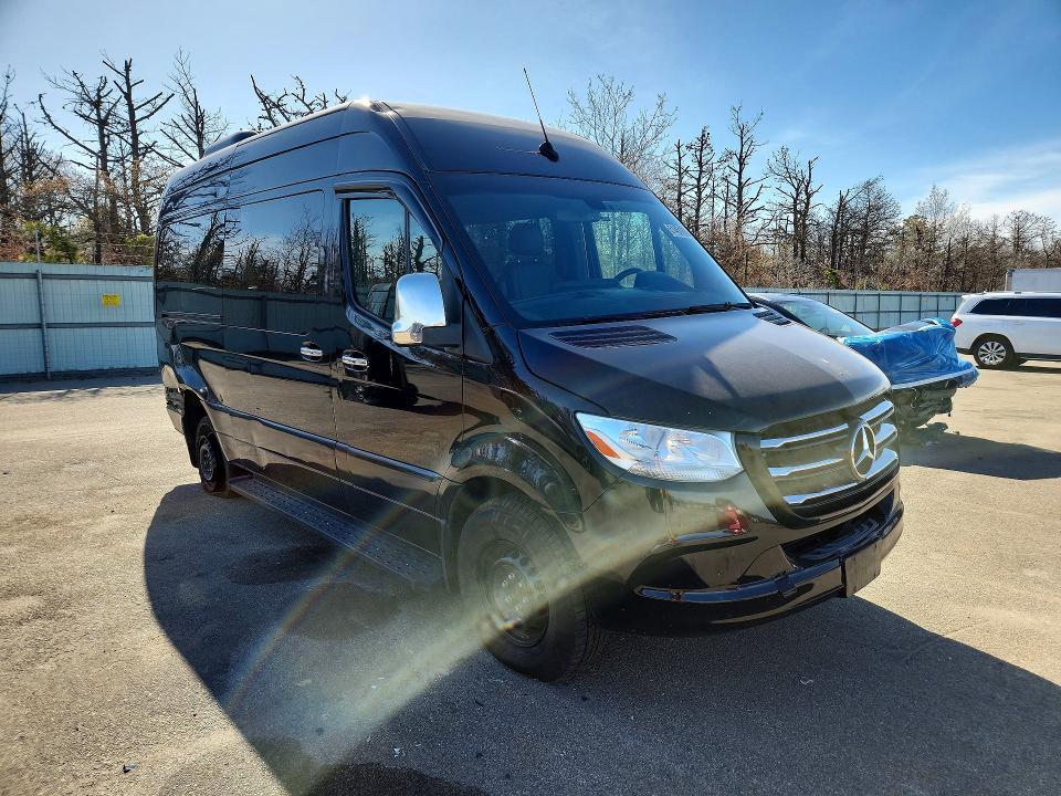 51451626 :رقم المزاد ، WDZPF0ED6KT012387 vin ، 2019 Mercedes-benz Sprinter مزاد بيع