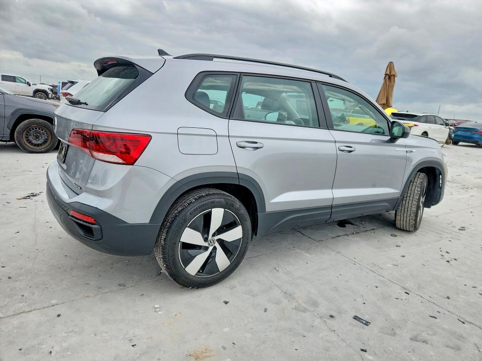 Продаж на аукціоні авто 2024 Volkswagen Taos, vin: 3VV8X7B25RM037322, номер лоту: 48548886
