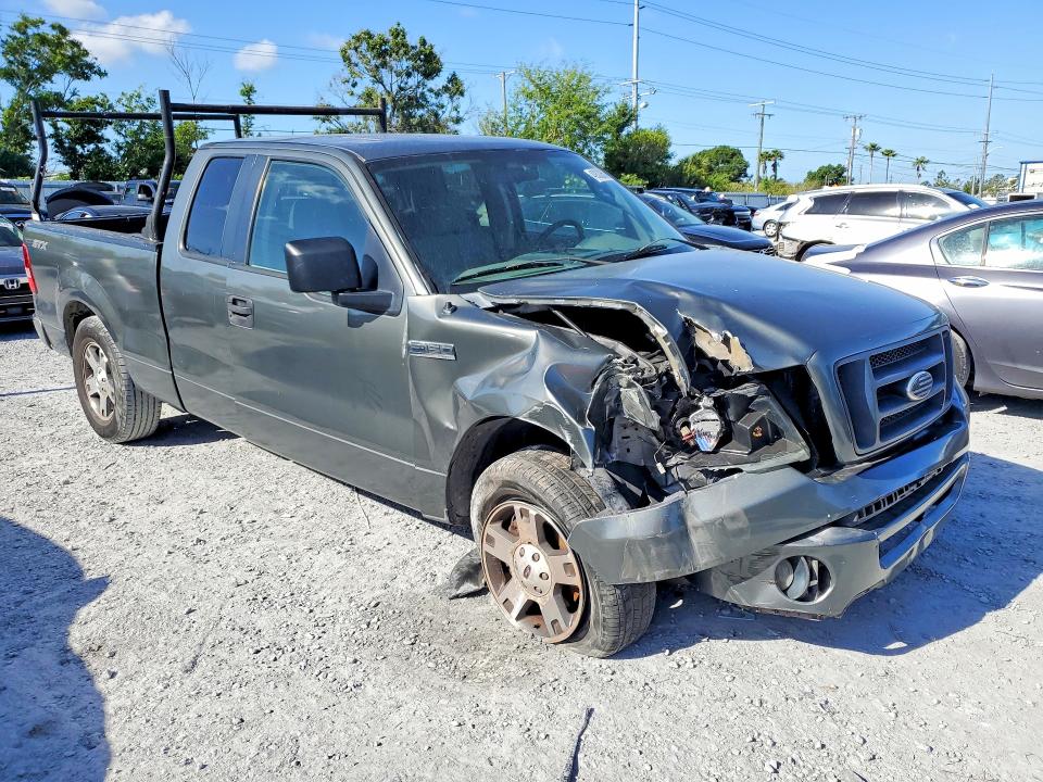 49332606 :رقم المزاد ، 1FTRX12W86NA41319 vin ، 2006 Ford F150 مزاد بيع
