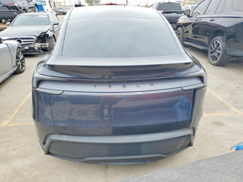 49613826 :رقم المزاد ، 7SAYGDED1TF537387 vin ، 2026 Tesla Model Y مزاد بيع