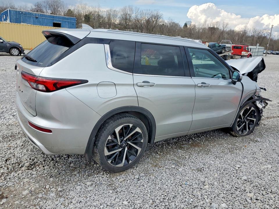 Продаж на аукціоні авто 2024 Mitsubishi Outlander, vin: JA4J4WA84RZ030833, номер лоту: 48912406