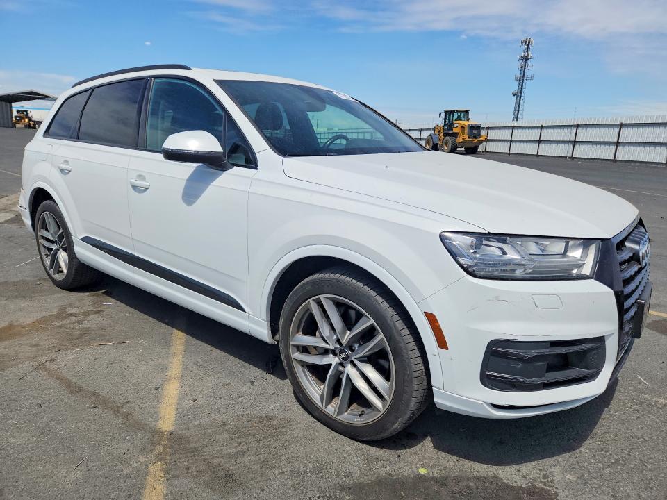 Продажа на аукционе авто 2018 Audi Q7, vin: WA1VAAF7XJD050311, номер лота: 51282336