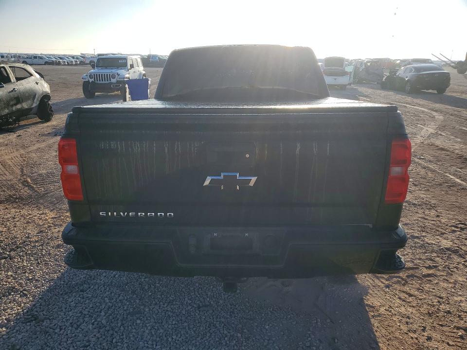 Продаж на аукціоні авто 2018 Chevrolet Silverado, vin: 3GCUKREC3JG473438, номер лоту: 51072906