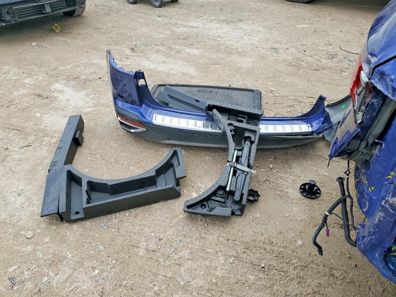 50404916 :رقم المزاد ، 3VVUX7B25RM040137 vin ، 2024 Volkswagen Taos مزاد بيع