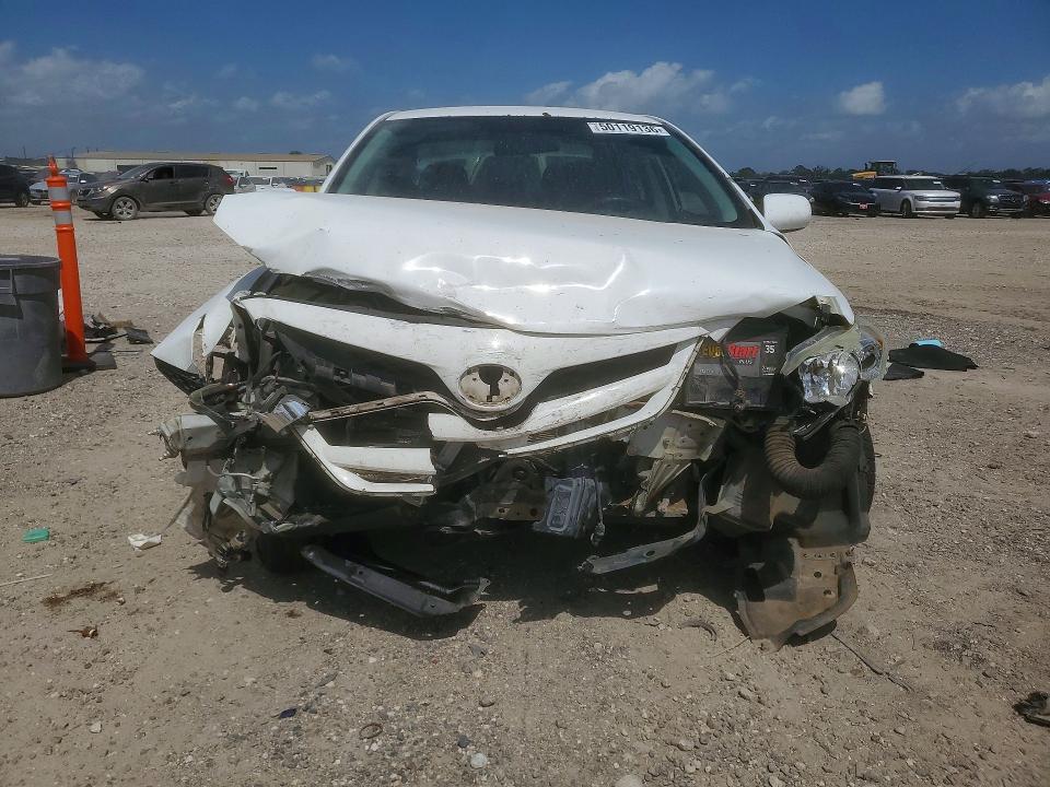 50119136 :رقم المزاد ، 5YFBU4EE7DP157979 vin ، 2013 Toyota Corolla مزاد بيع