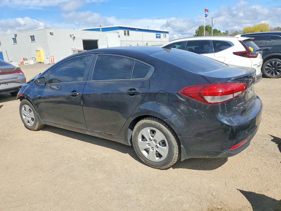 51440406 :رقم المزاد ، 3KPFK4A77JE163681 vin ، 2018 Kia Forte مزاد بيع