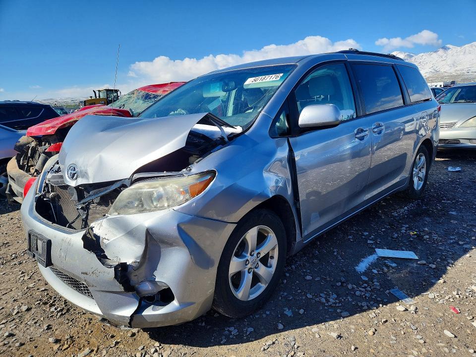 Продажа на аукционе авто 2011 Toyota Sienna, vin: 5TDKK3DC0BS091943, номер лота: 50187176