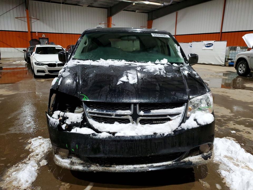 50444096 :رقم المزاد ، 2C4RDGDG4HR792697 vin ، 2017 Dodge Grand Caravan مزاد بيع