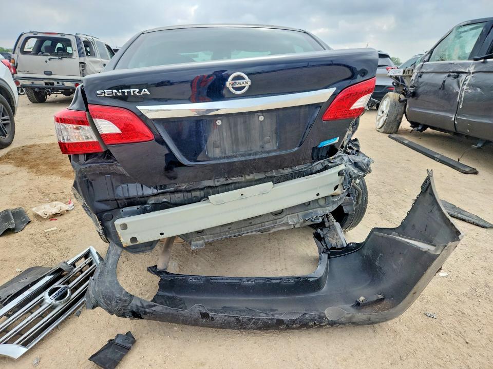 2014 Nissan Sentra მანქანა იყიდება აუქციონზე, vin: 3N1AB7AP3EL678645, აუქციონის ნომერი: 51344726