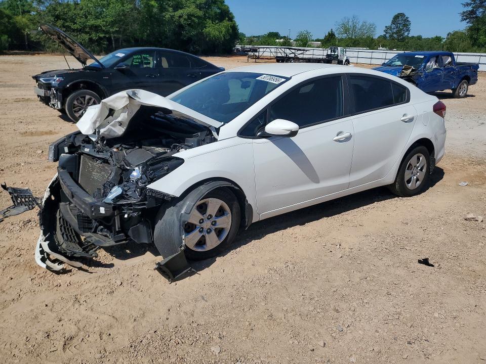 2017 Kia Forte მანქანა იყიდება აუქციონზე, vin: 3KPFK4A73HE078914, აუქციონის ნომერი: 50786956