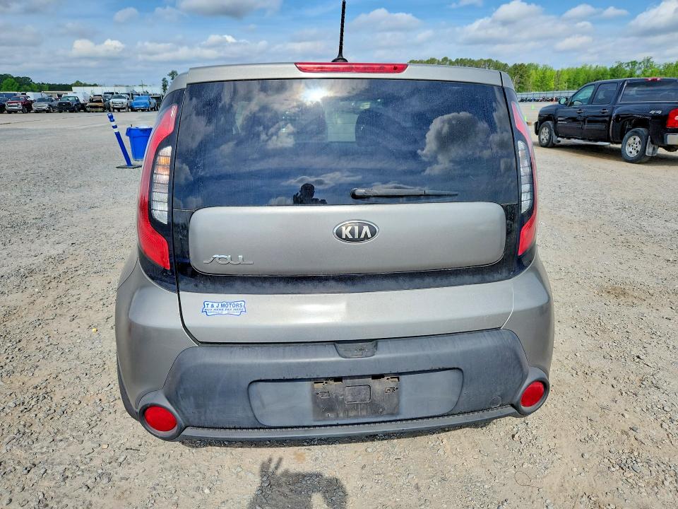 49400576 :رقم المزاد ، KNDJN2A25F7175748 vin ، 2015 Kia Soul مزاد بيع