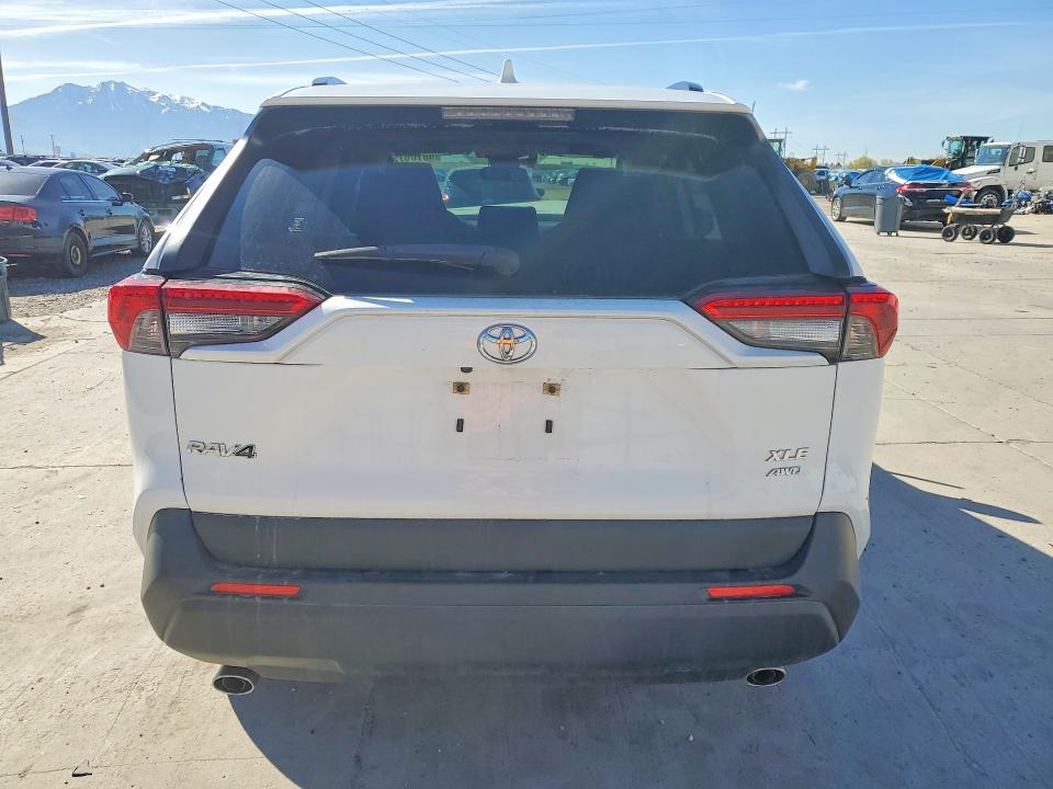 2020 Toyota Rav4 მანქანა იყიდება აუქციონზე, vin: JTMP1RFV7LD065296, აუქციონის ნომერი: 48706756