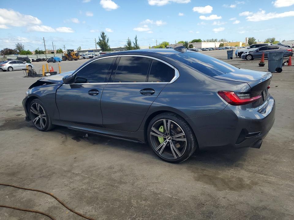 50004196 :رقم المزاد ، 3MW5R1J08N8C32565 vin ، 2022 Bmw 330i مزاد بيع