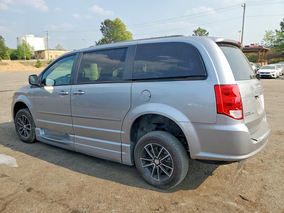 50772106 :رقم المزاد ، 2C4RDGEG8HR558092 vin ، 2017 Dodge Grand Caravan مزاد بيع
