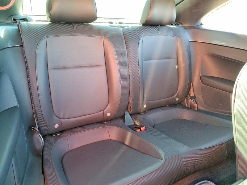 50854926 :رقم المزاد ، 3VWJP7AT4CM636467 vin ، 2012 Volkswagen Beetle مزاد بيع