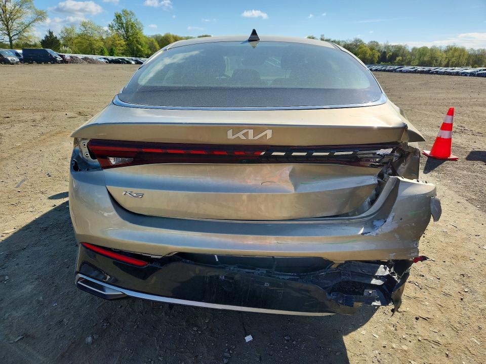 2022 Kia K5 მანქანა იყიდება აუქციონზე, vin: 5XXG14J27NG092930, აუქციონის ნომერი: 50082216
