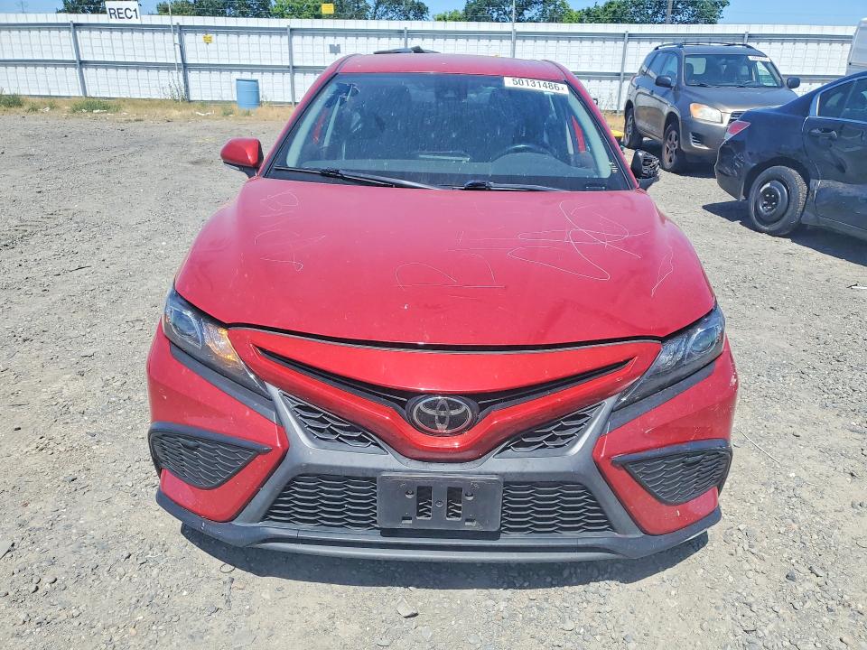2022 Toyota Camry მანქანა იყიდება აუქციონზე, vin: 4T1G11AK1NU036938, აუქციონის ნომერი: 50131486