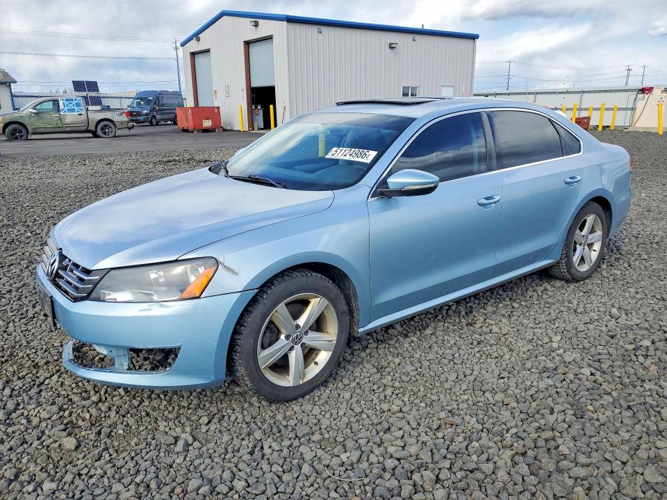 51124986 :رقم المزاد ، 1VWBN7A34CC045647 vin ، 2012 Volkswagen Passat مزاد بيع