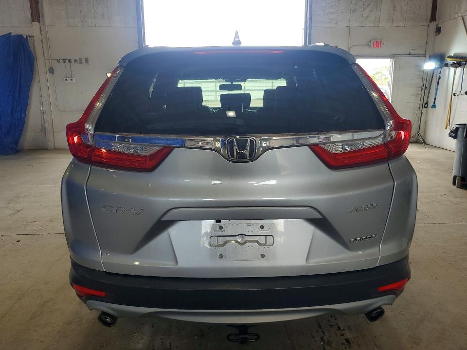 47866936 :رقم المزاد ، 7FARW2H97JE042032 vin ، 2018 Honda Cr-v مزاد بيع