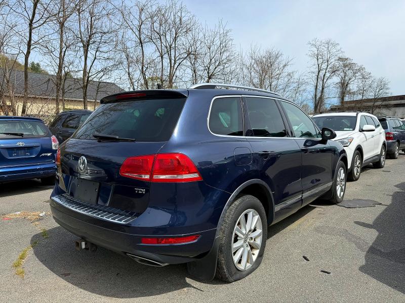 51937706 :رقم المزاد ، WVGEP9BP7DD013922 vin ، 2013 Volkswagen Touareg مزاد بيع