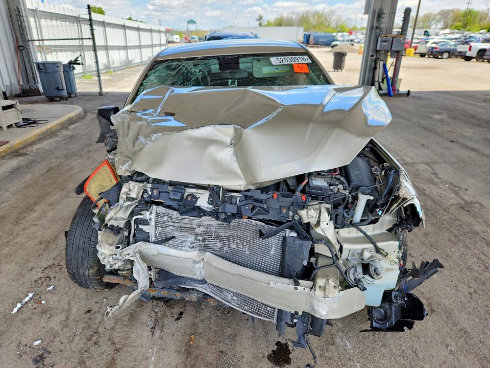 52030916 :رقم المزاد ، 1G11B5SL4EF167848 vin ، 2014 Chevrolet Malibu مزاد بيع