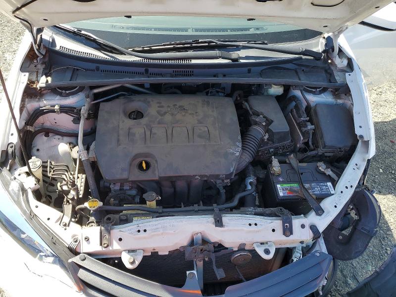 50352556 :رقم المزاد ، 5YFBURHE2FP240683 vin ، 2015 Toyota Corolla مزاد بيع