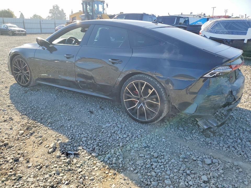 52083086 :رقم المزاد ، WAUSFBF24MN072790 vin ، 2021 Audi S7 مزاد بيع