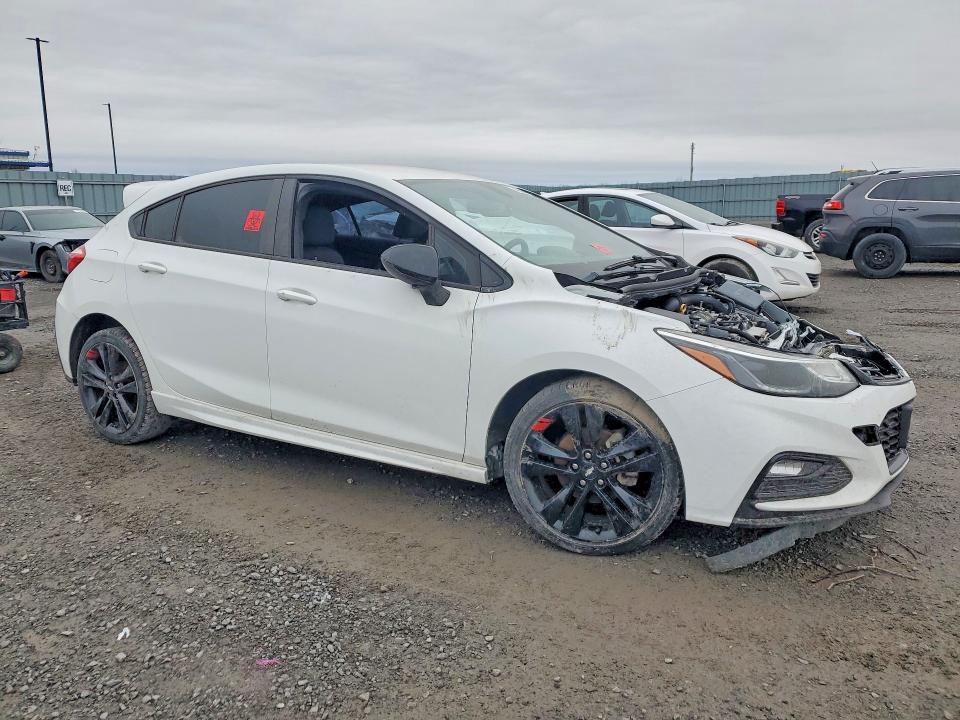 49888186 :رقم المزاد ، 3G1BE6SM2JS650528 vin ، 2018 Chevrolet Cruze مزاد بيع