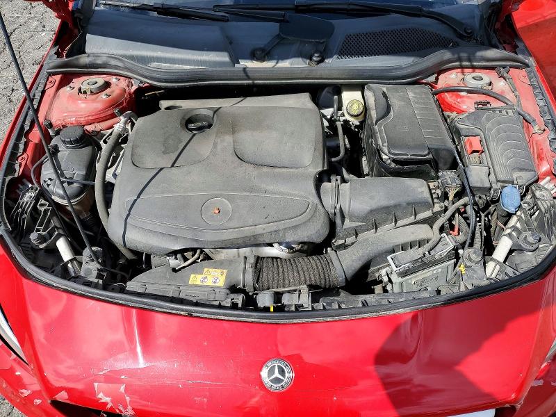 47798566 :رقم المزاد ، WDDSJ4EB5JN523063 vin ، 2018 Mercedes-benz Cla مزاد بيع