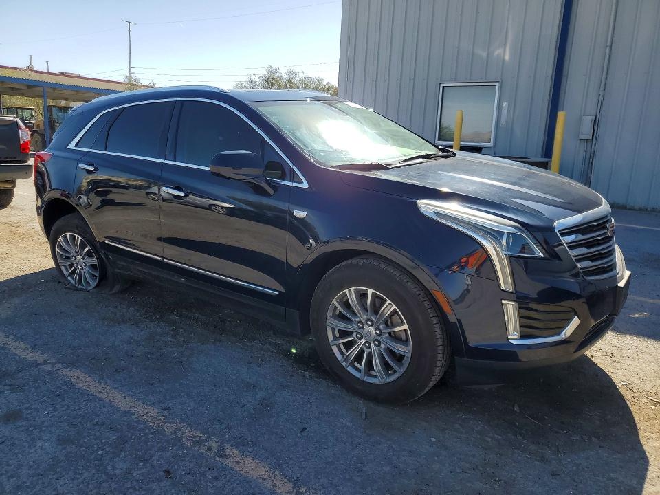50672686 :رقم المزاد ، 1GYKNBRS2HZ233454 vin ، 2017 Cadillac Xt5 مزاد بيع