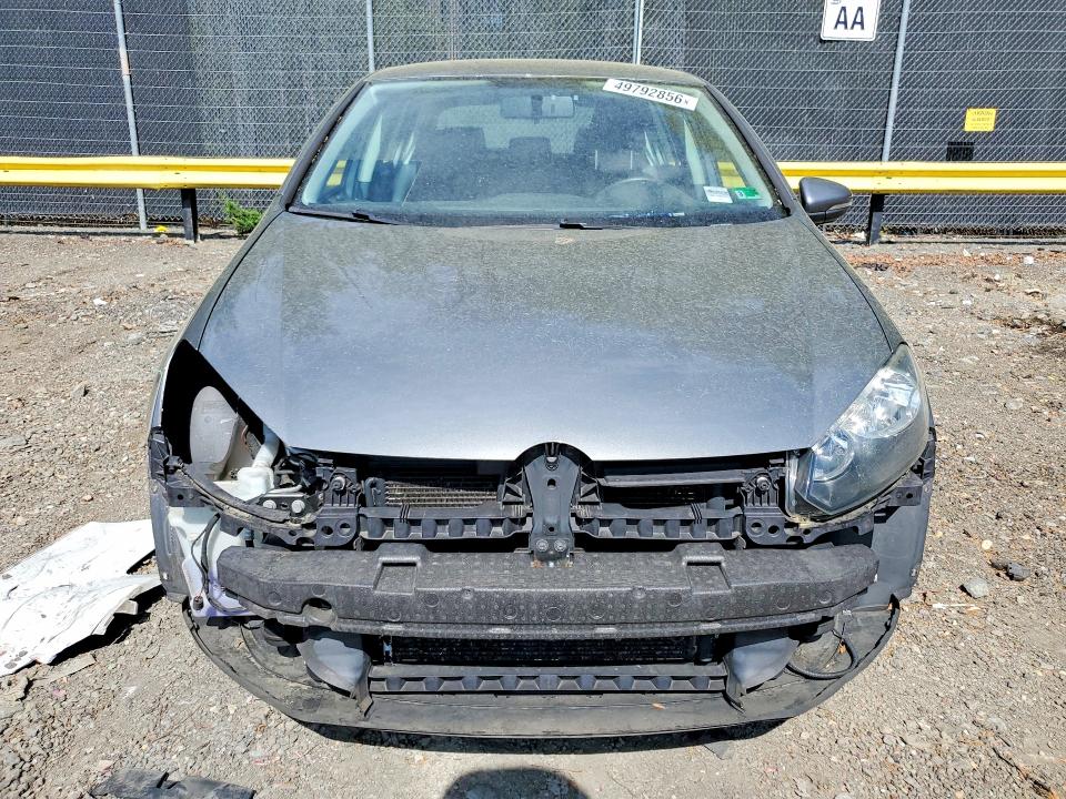 49792856 :رقم المزاد ، WVWDB7AJ7DW139833 vin ، 2013 Volkswagen Golf مزاد بيع