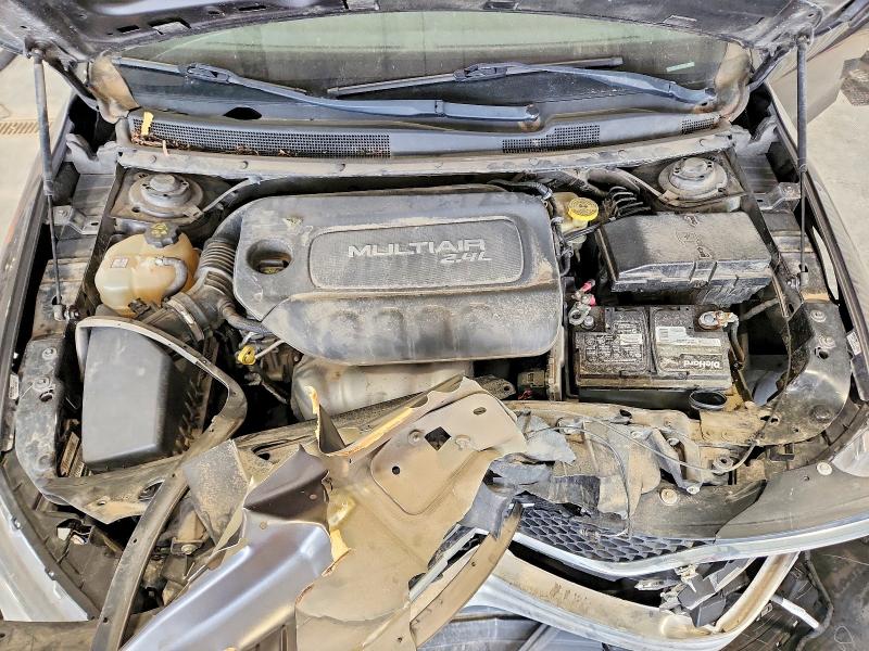 51201336 :رقم المزاد ، 1C3CCCAB8FN591944 vin ، 2015 Chrysler 200 مزاد بيع