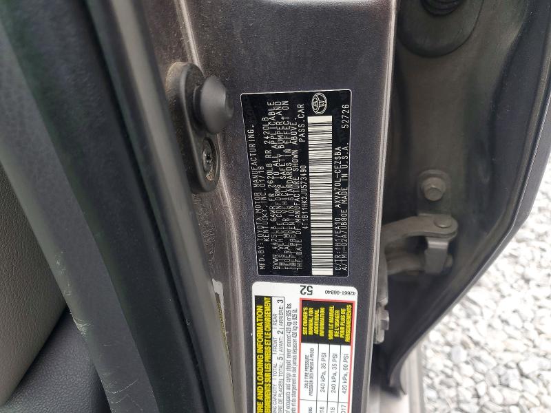 50259696 :رقم المزاد ، 4T1B11HK2JU573490 vin ، 2018 Toyota Camry مزاد بيع