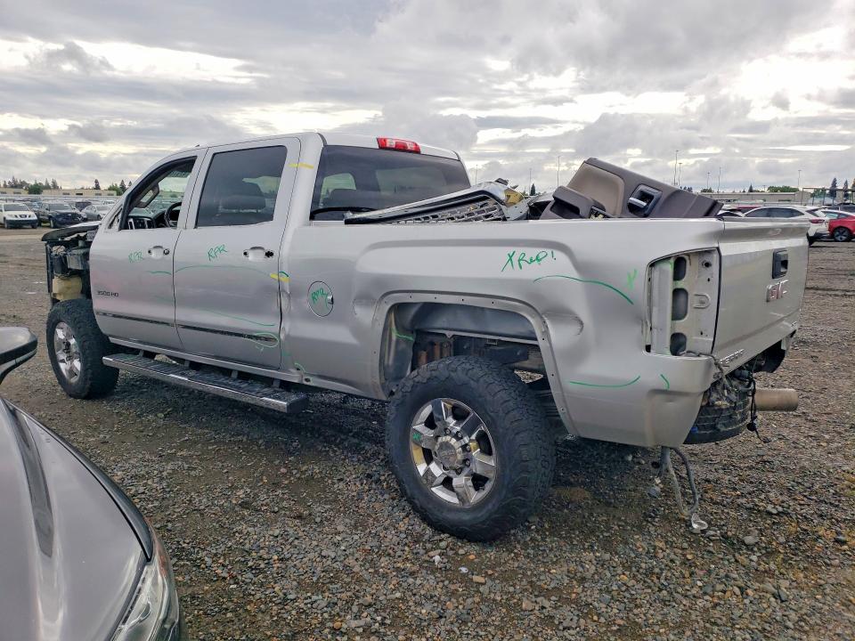 47978056 :رقم المزاد ، 1GT423E8XFF559394 vin ، 2015 Gmc Sierra مزاد بيع
