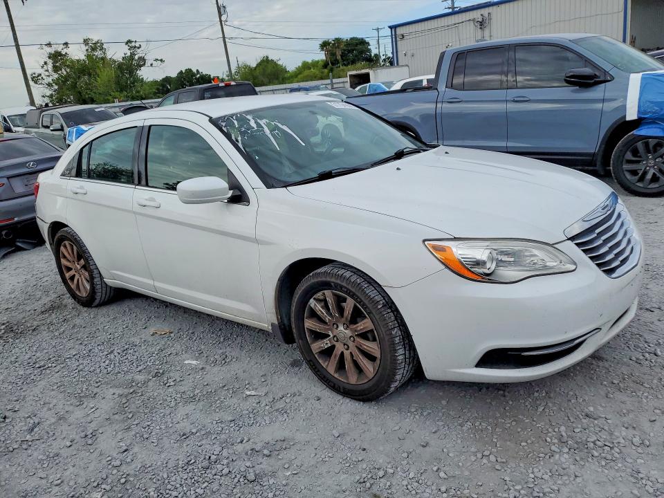 Продажа на аукционе авто 2013 Chrysler 200, vin: 1C3CCBBB4DN672428, номер лота: 51704906