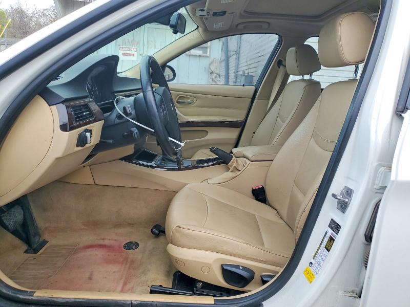 49853986 :رقم المزاد ، WBAPH7G52BNN04585 vin ، 2011 Bmw 328 مزاد بيع
