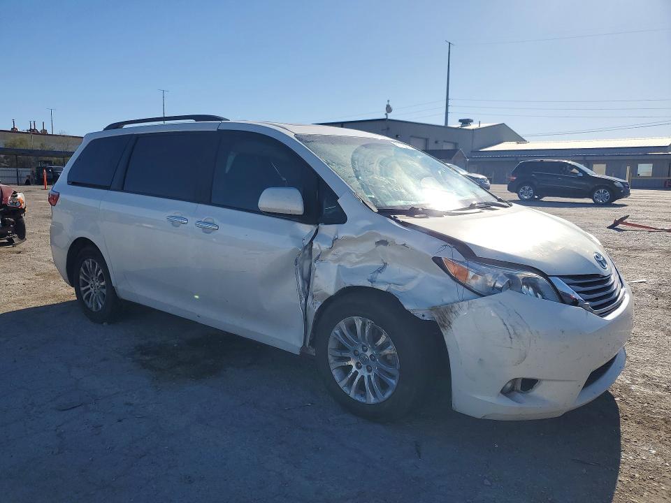 51176076 :رقم المزاد ، 5TDYK3DC4GS722291 vin ، 2016 Toyota Sienna مزاد بيع
