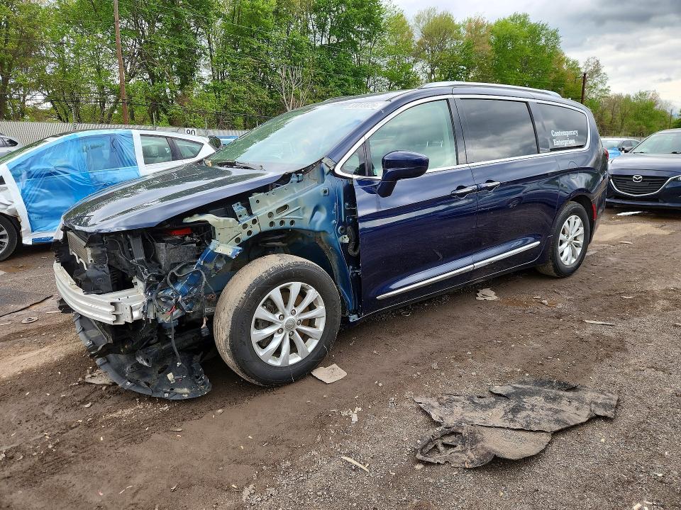 Продаж на аукціоні авто 2019 Chrysler Pacifica, vin: 2C4RC1BG2KR640220, номер лоту: 51815526