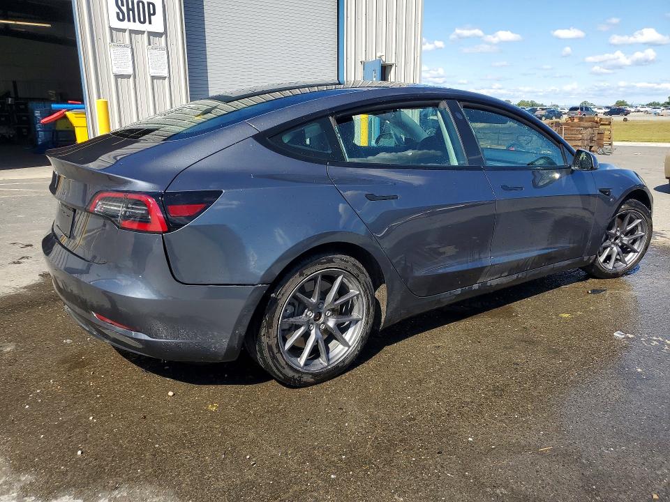 Продажа на аукционе авто 2023 Tesla Model 3, vin: 5YJ3E1EAXPF449073, номер лота: 49512996