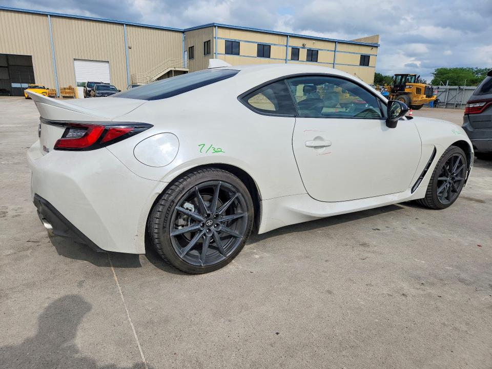 Продажа на аукционе авто 2024 Toyota Gr86, vin: JF1ZNBE1XR9754723, номер лота: 48588966