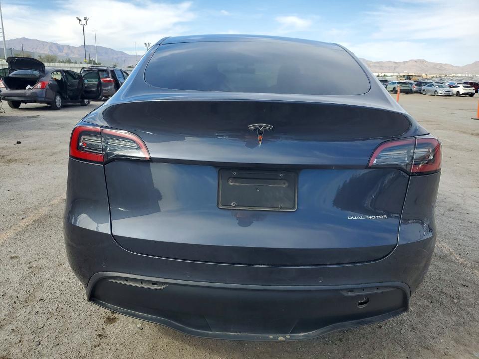 Продажа на аукционе авто 2022 Tesla Model Y, vin: 7SAYGDEE0NF380401, номер лота: 48817096