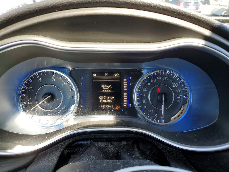 2015 Chrysler 200 მანქანა იყიდება აუქციონზე, vin: 1C3CCCAB9FN747134, აუქციონის ნომერი: 49844416