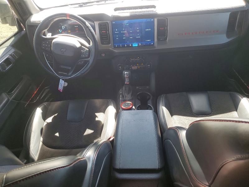 Продажа на аукционе авто 2024 Ford Bronco, vin: 1FMEE0RR6RLA48358, номер лота: 51803196
